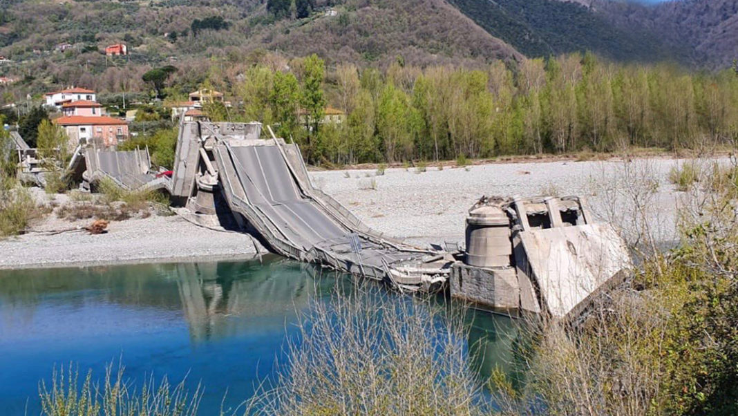 se derrunba puente