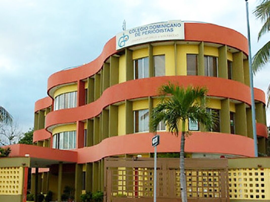 Colegio-de-Periodistas-1